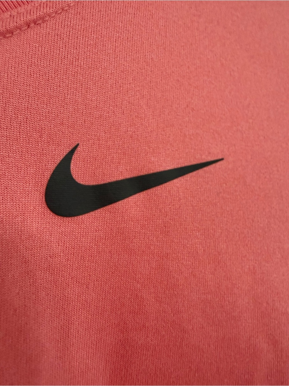 Nike Dri-FIT Scoop Neck Short Sleeve Training Shirt Coral Pink Size S - Picture 3 of 5